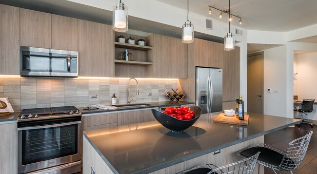 Photo - Experience Luxury + 1 Month Free Rent! Apartment