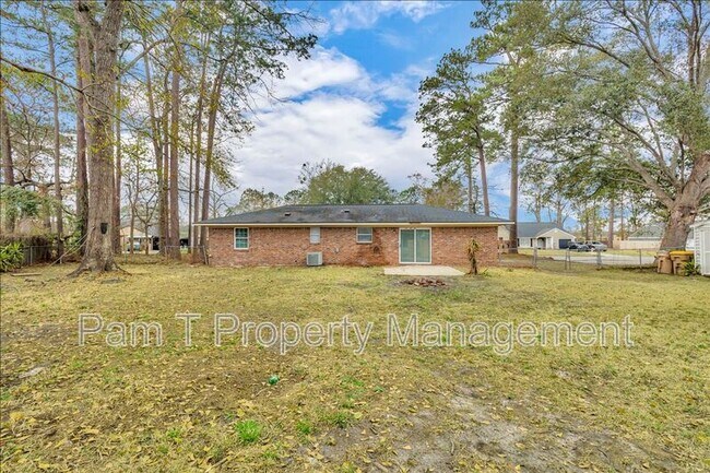 Building Photo - 117 Egret Cir