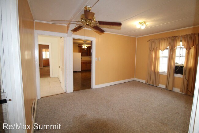 Foto del edificio - 4 br, 1 bath House - 812 S. Main Street