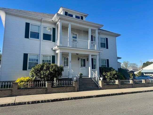 Foto del edificio - 69 Brooklawn St