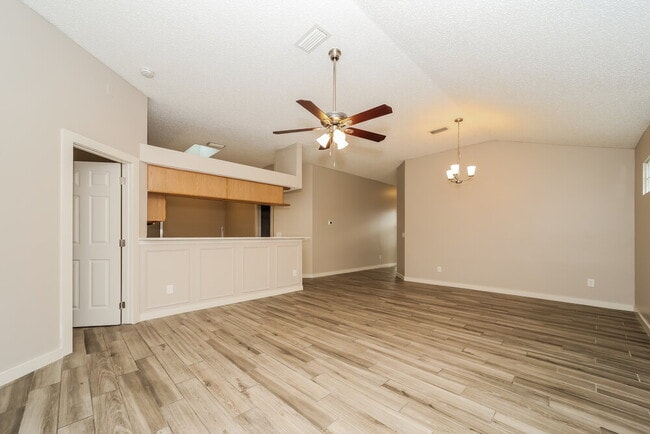 Building Photo - 1120 Creeks Ridge Rd