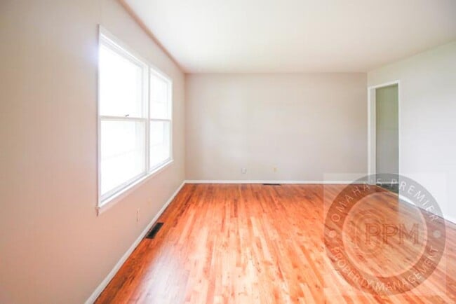 Foto del edificio - Spacious 2 Bedroom 1 Bathroom Unit in La V...