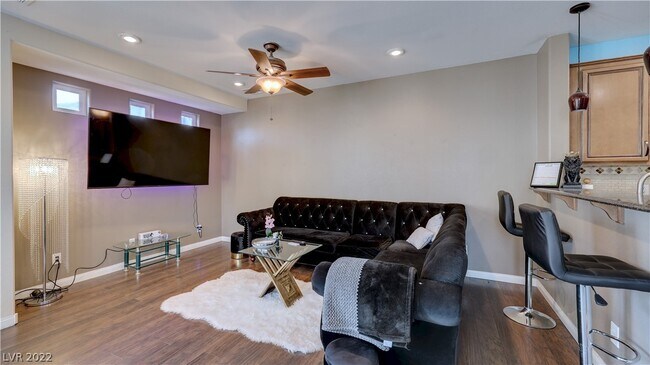 Foto del edificio - 8261 W Peaceful Mountain Ave