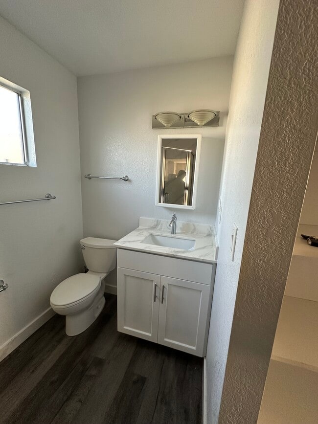 Building Photo - 4339 Santa Rita Rd