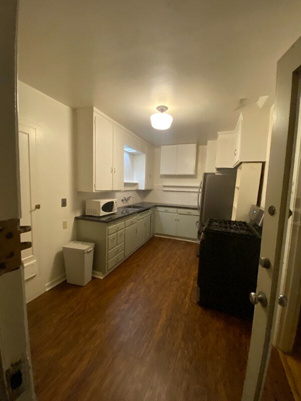 Foto del edificio - 2480 Virginia St