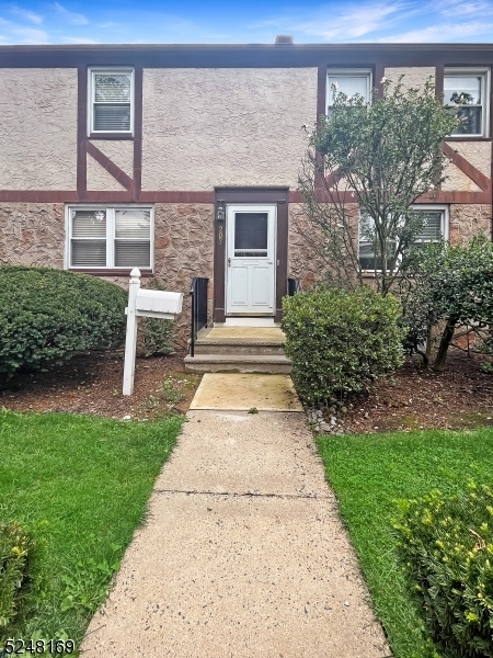 207 High St, Metuchen, NJ 08840 - Townhome Rentals in Metuchen NJ ...