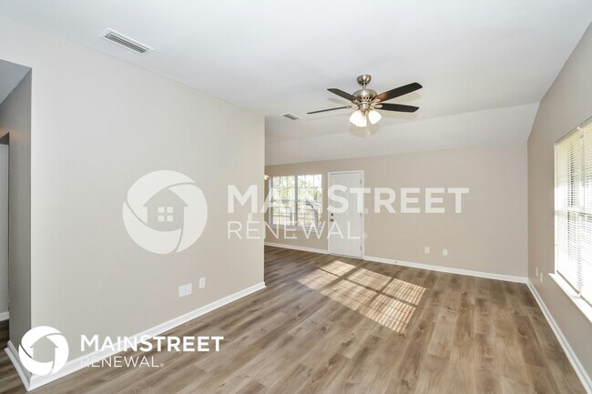 Foto del edificio - 862 Lavergne Ln
