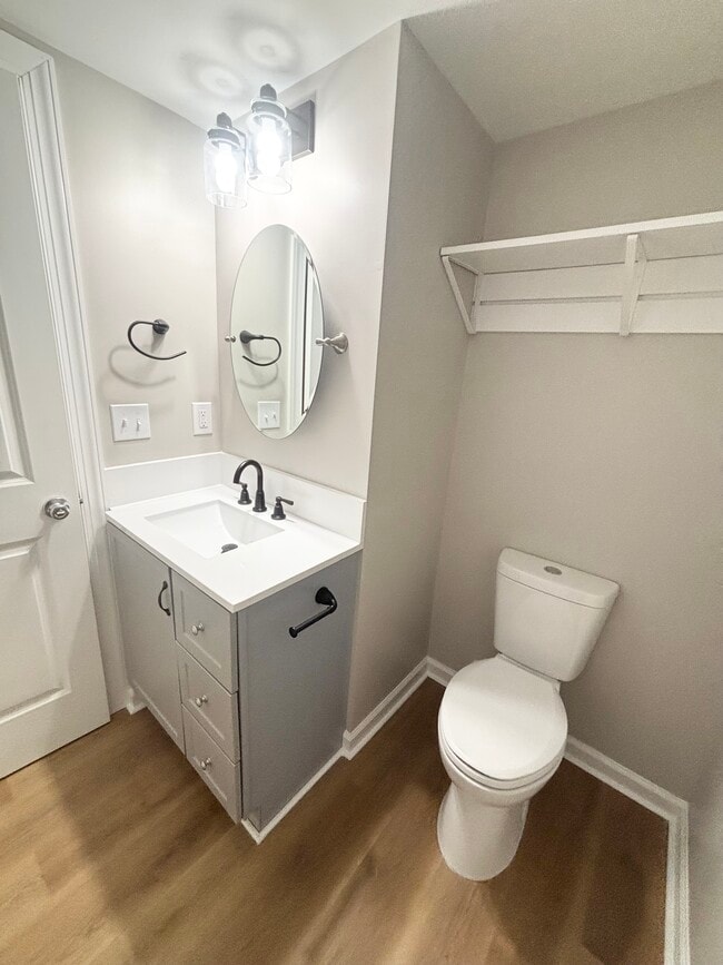 Foto del edificio - 626 Middle St