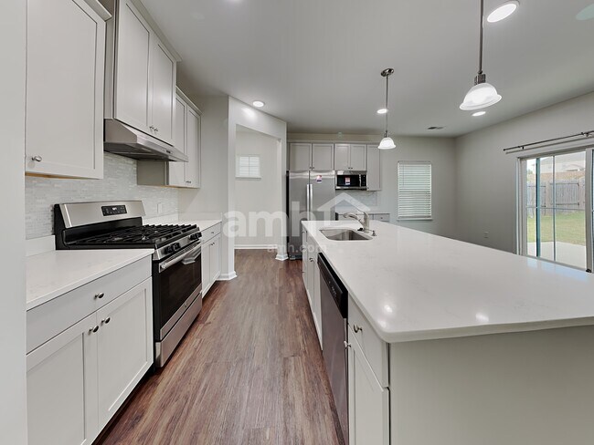 Foto del edificio - 759 Windward Ln