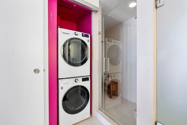 Foto del edificio - 3101 Bayshore Dr