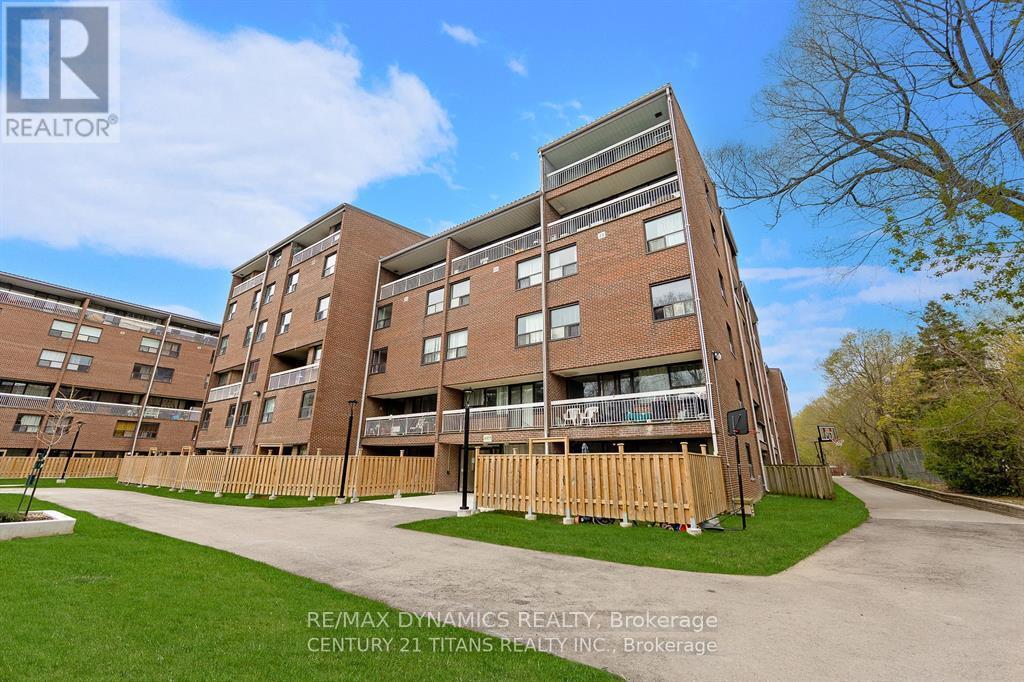 Photo principale - 4064-4064 Lawrence Ave E