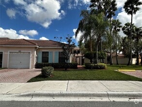 Building Photo - 691 SW 158th Way