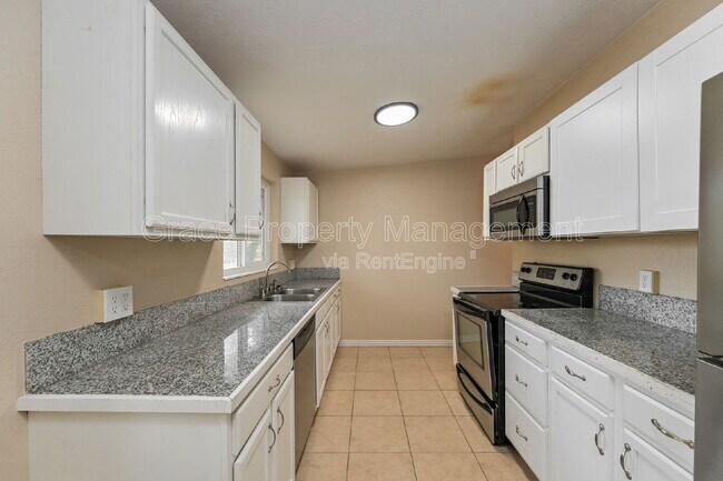 Foto del edificio - 701 S Simms St