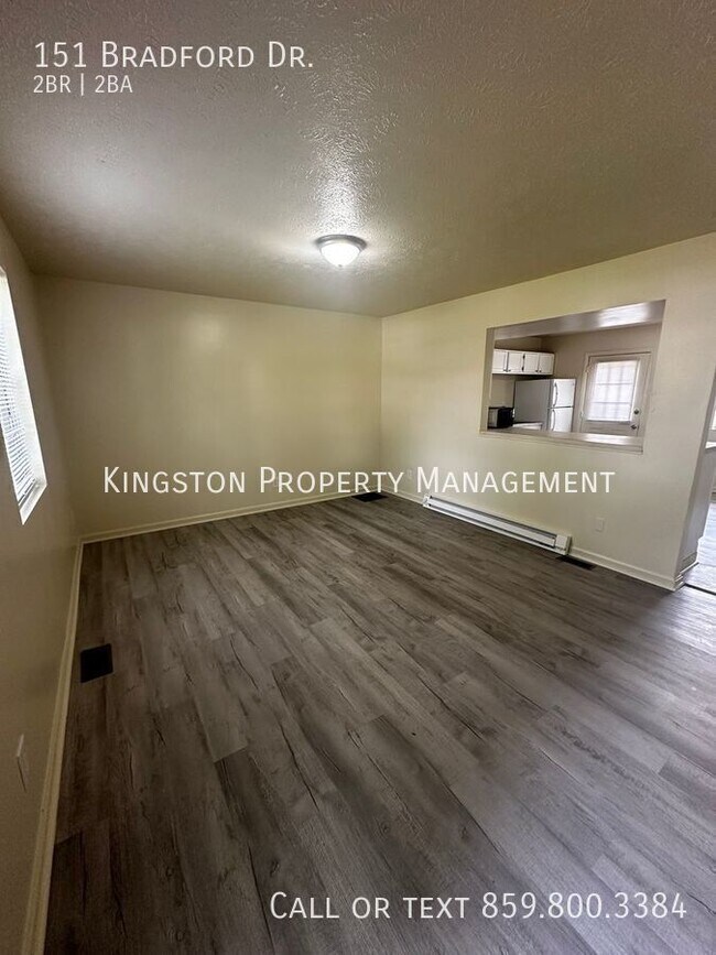 Foto del edificio - 151 Bradford Dr