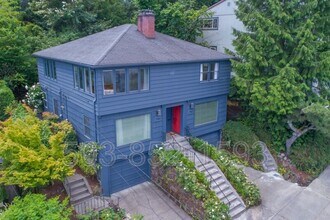 Building Photo - 2762 NW Quimby St
