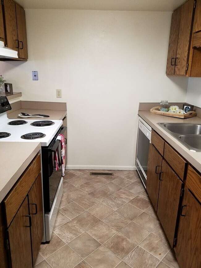 Foto del edificio - 1502 Trent Ct