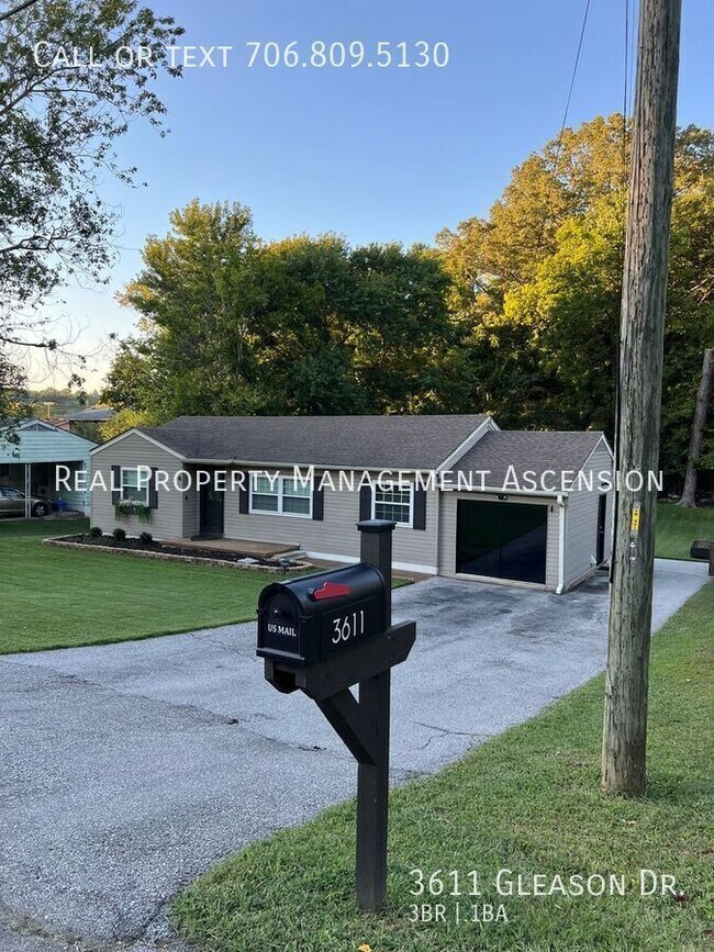 Foto del edificio - 3611 Gleason Dr