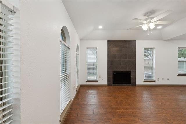 Building Photo - 414 Bluegrass Ln