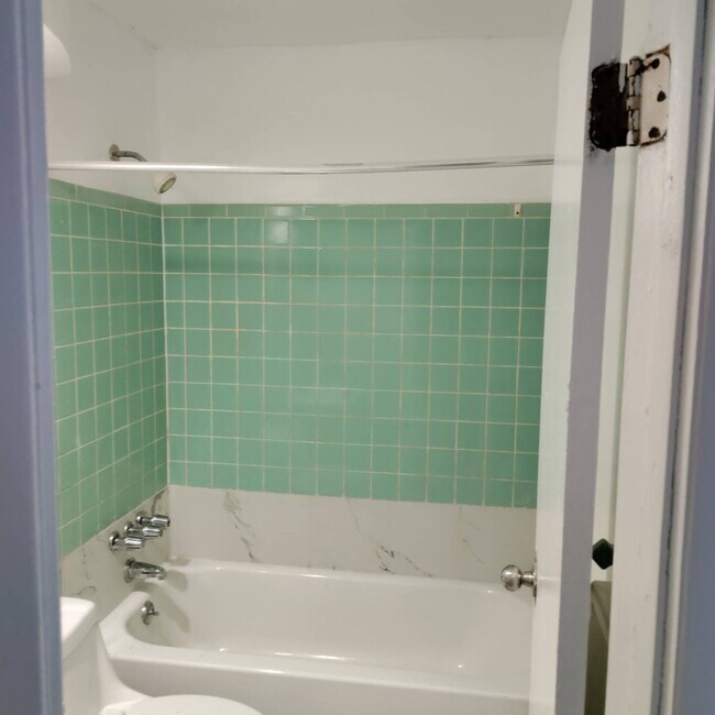 Foto del edificio - 1440 E 86th St