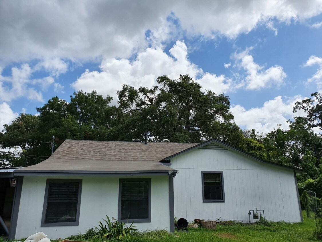 Foto principal - 1272 Pecan St
