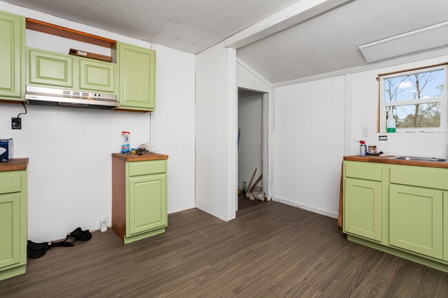 Foto del edificio - 4624 Hickory Ln