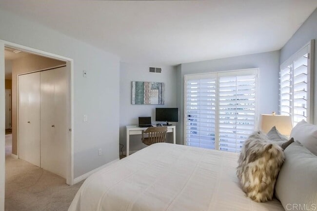 Building Photo - 11115 Affinity Ct