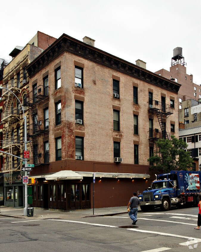 Building Photo - 415 Third Ave