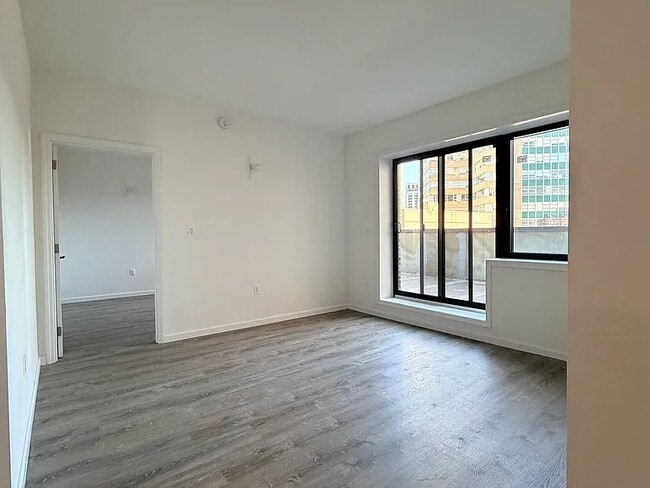 Building Photo - 97-30 64th Ave
