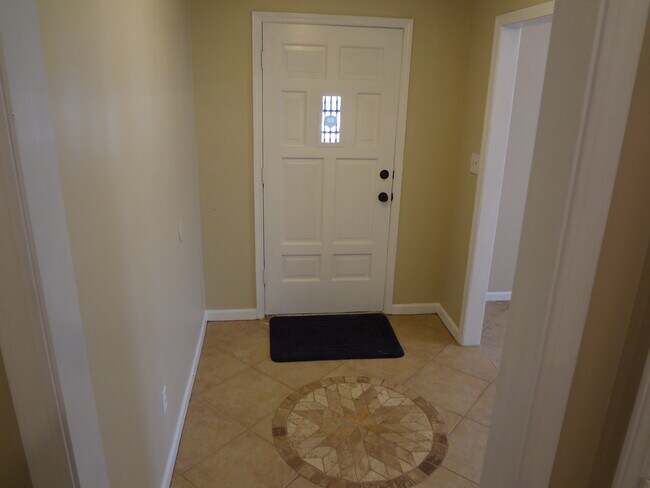 Foto del edificio - 125 Buckeye Ln