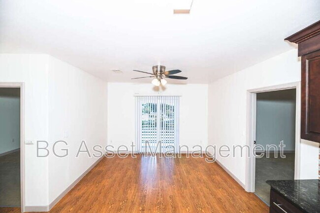 Foto del edificio - 1459 MacArthur Blvd