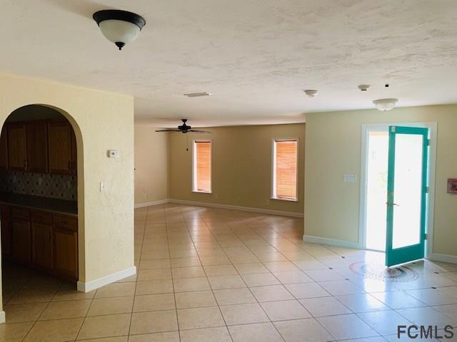 Foto del edificio - 504 N Cherry St