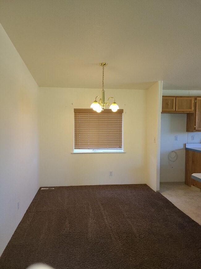 Building Photo - Manufactured home on a beautiful piece of ...
