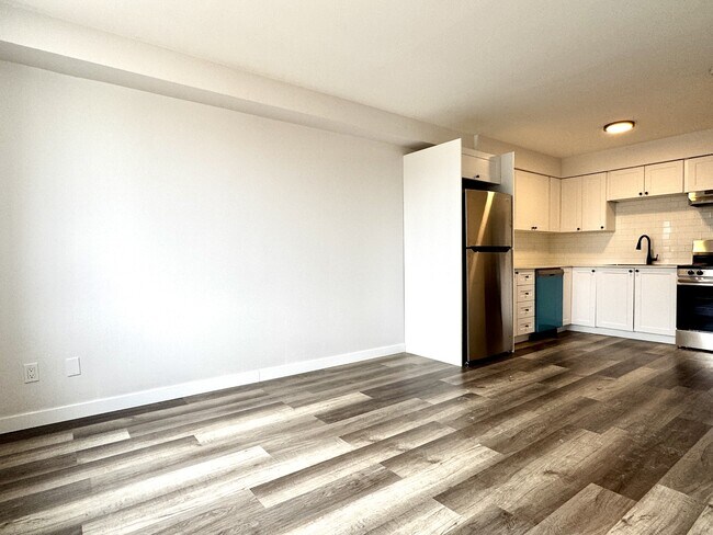 Photo du bâtiment - 1985 Westcott Rd