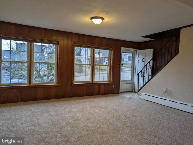 Foto del edificio - 6949 Fowler St