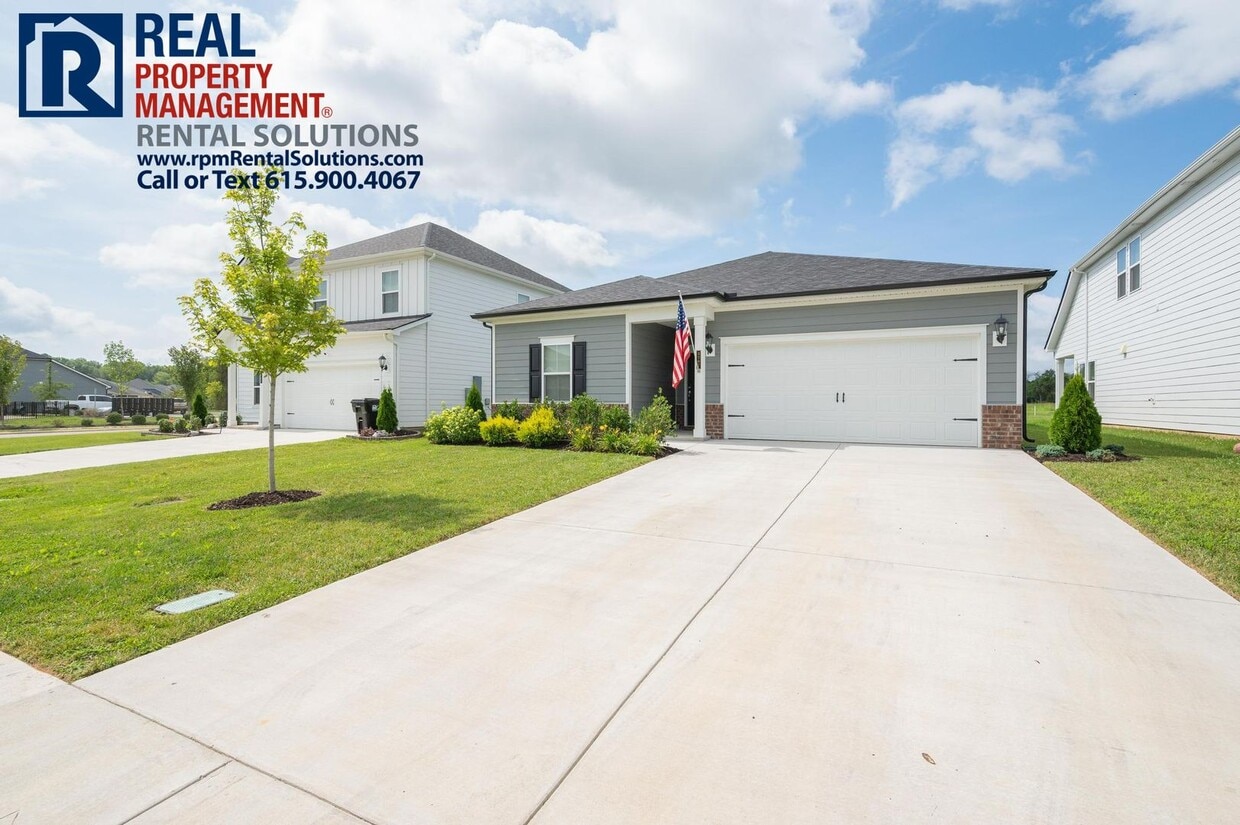Like-new 3 bedroom home! Attached garage! ... - Like-new 3 bedroom home! Attached garage! ...