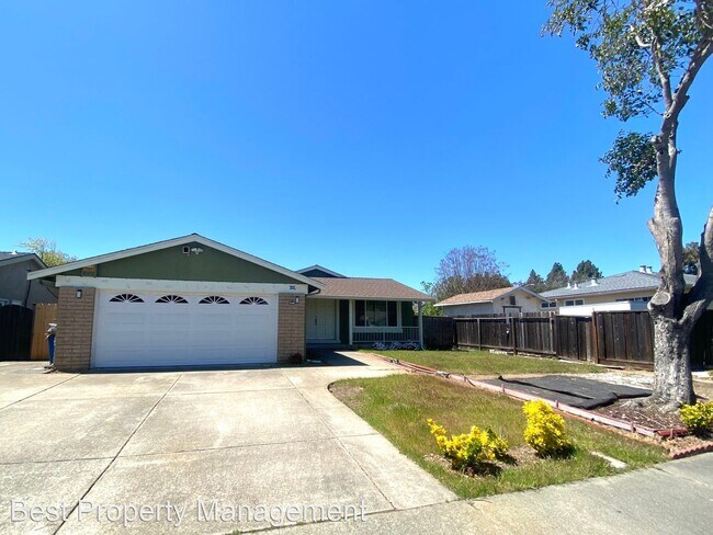 Building Photo - 3 br, 2 bath House - 2488 Regal Dr