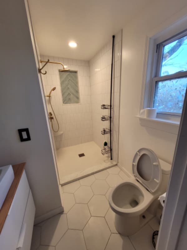 Building Photo - 4 Whitehall Dr