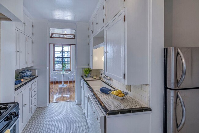 Interior Photo - Los Altos – A Legendary Residence at 4121 Wilshire Blvd