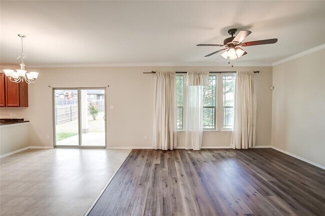 Building Photo - 123 Mancos Dr