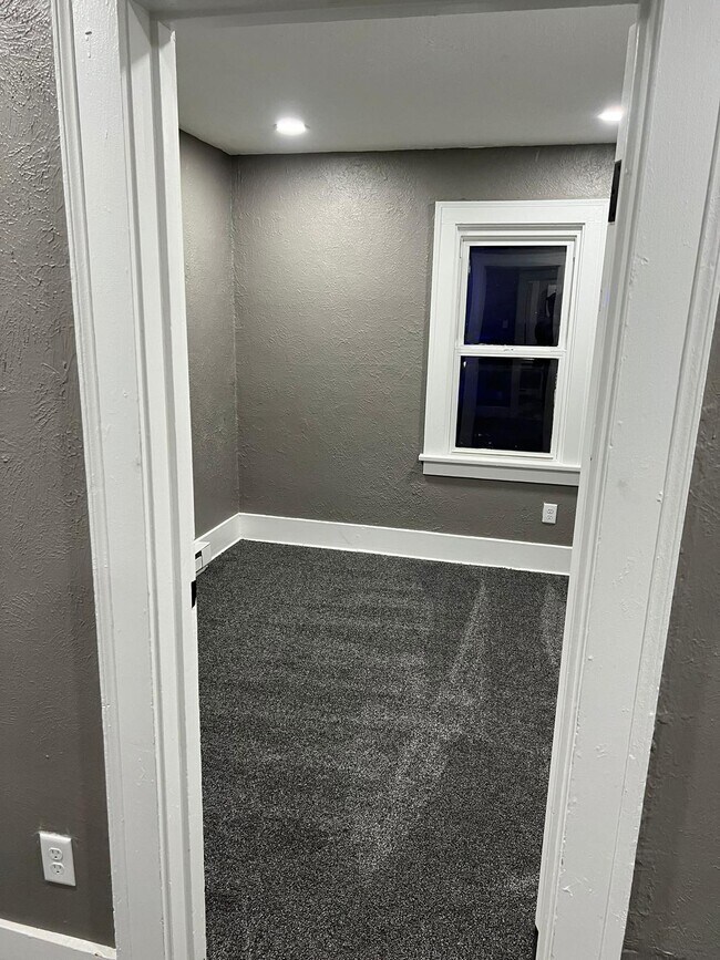 Foto del edificio - 1141 N Olive St
