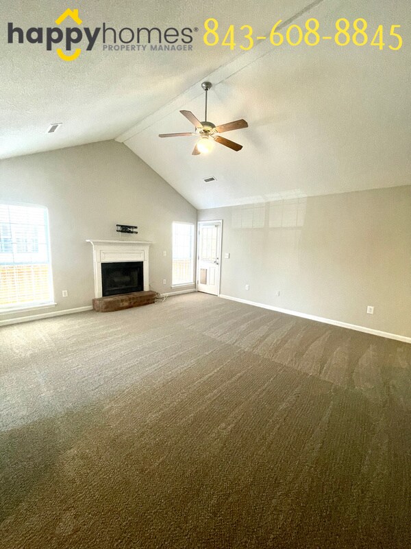 Building Photo - 474 Cessna Ave