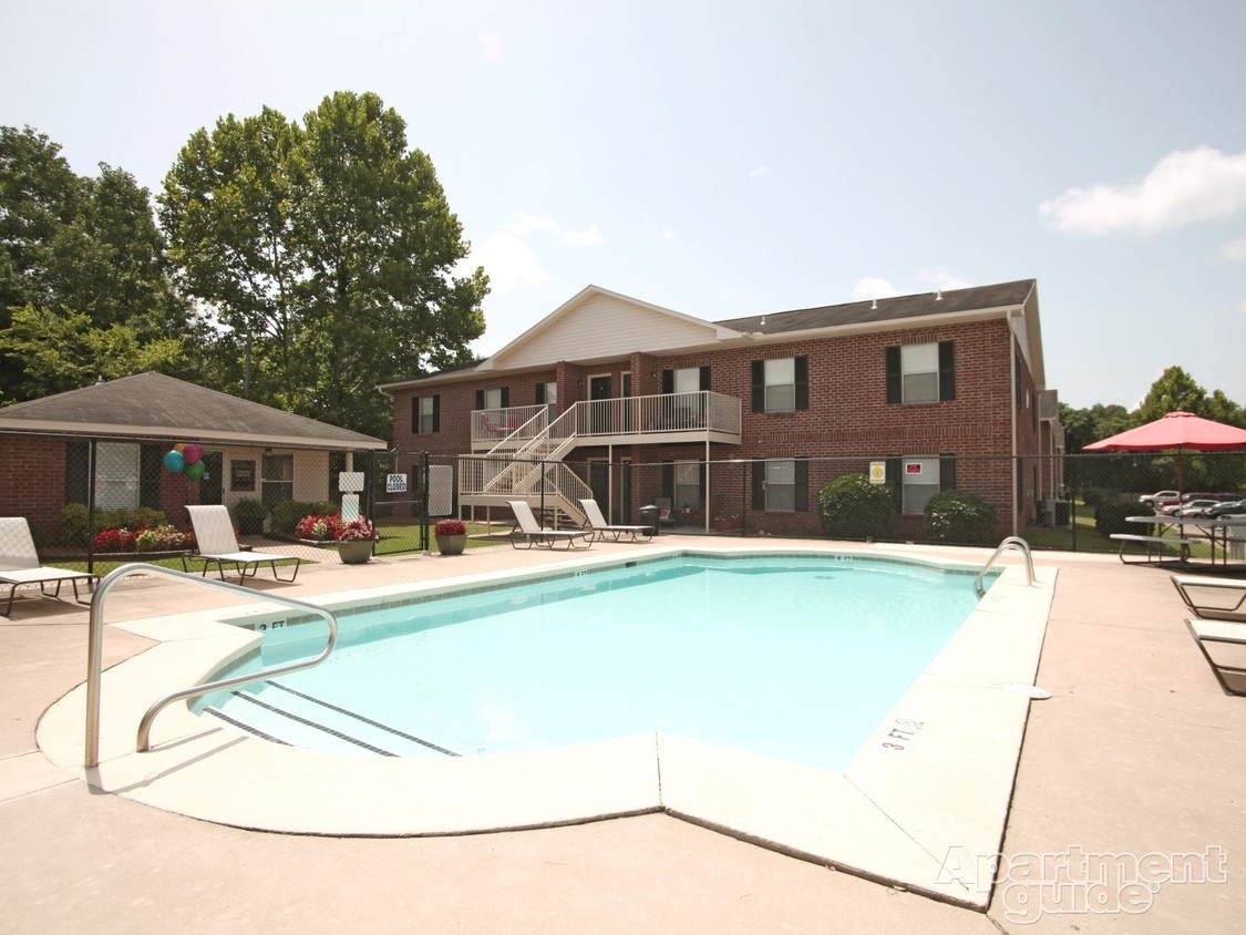 Primary Photo - River Run Apartments II