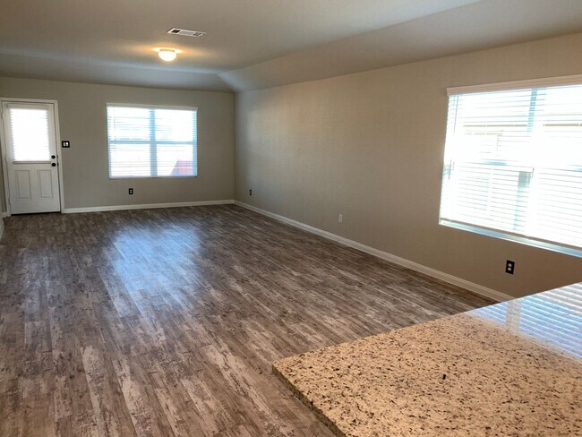 Building Photo - Voss Farms / Fridge Included / Separate Di...