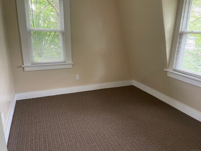 Building Photo - 26 Cedric Ave