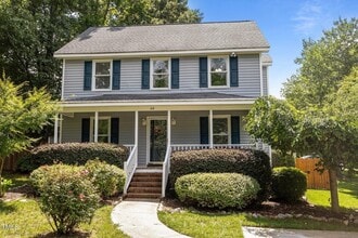 Building Photo - 112 Autumn Ridge Dr