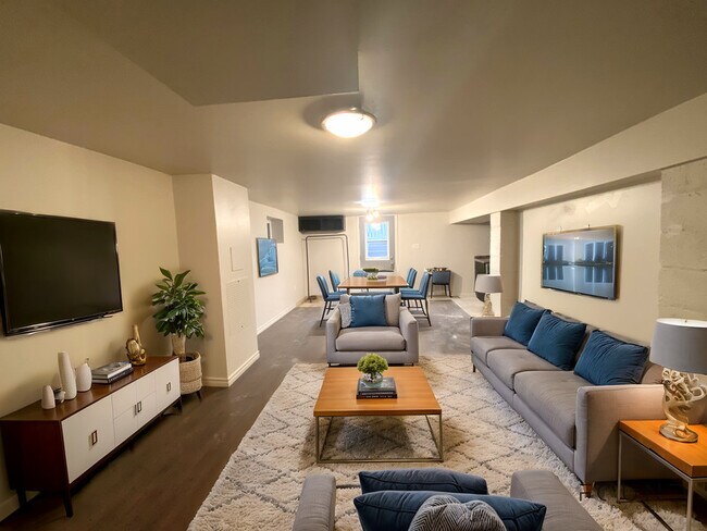 Photo du bâtiment - 147 Holton Ave S