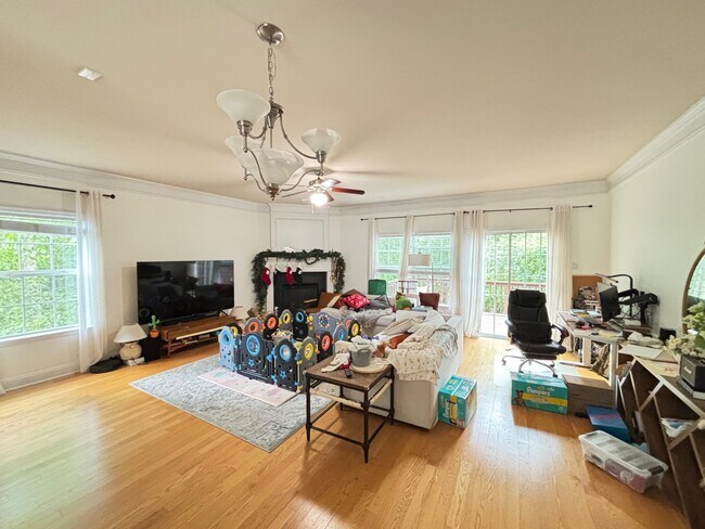 Building Photo - 7912 Kiverton Pl