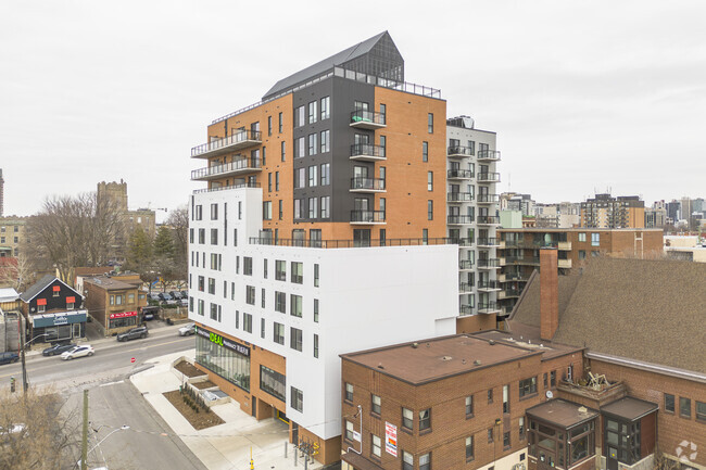 Photo du bâtiment - Jade Apartments