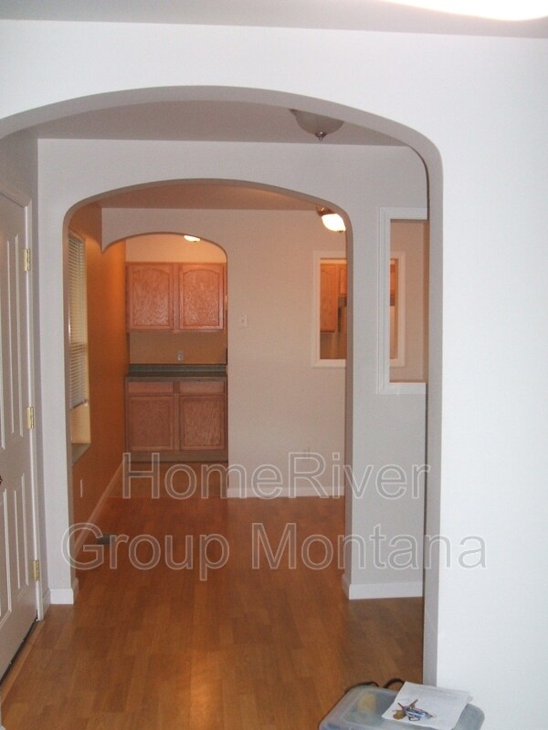 Building Photo - 116 N Grant St