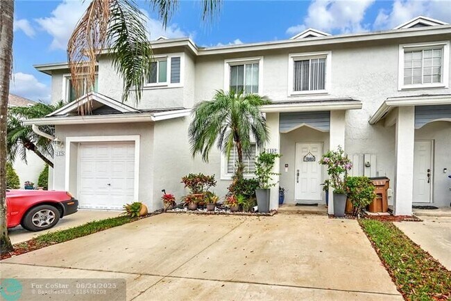 Building Photo - 1432 SW 47th Ave